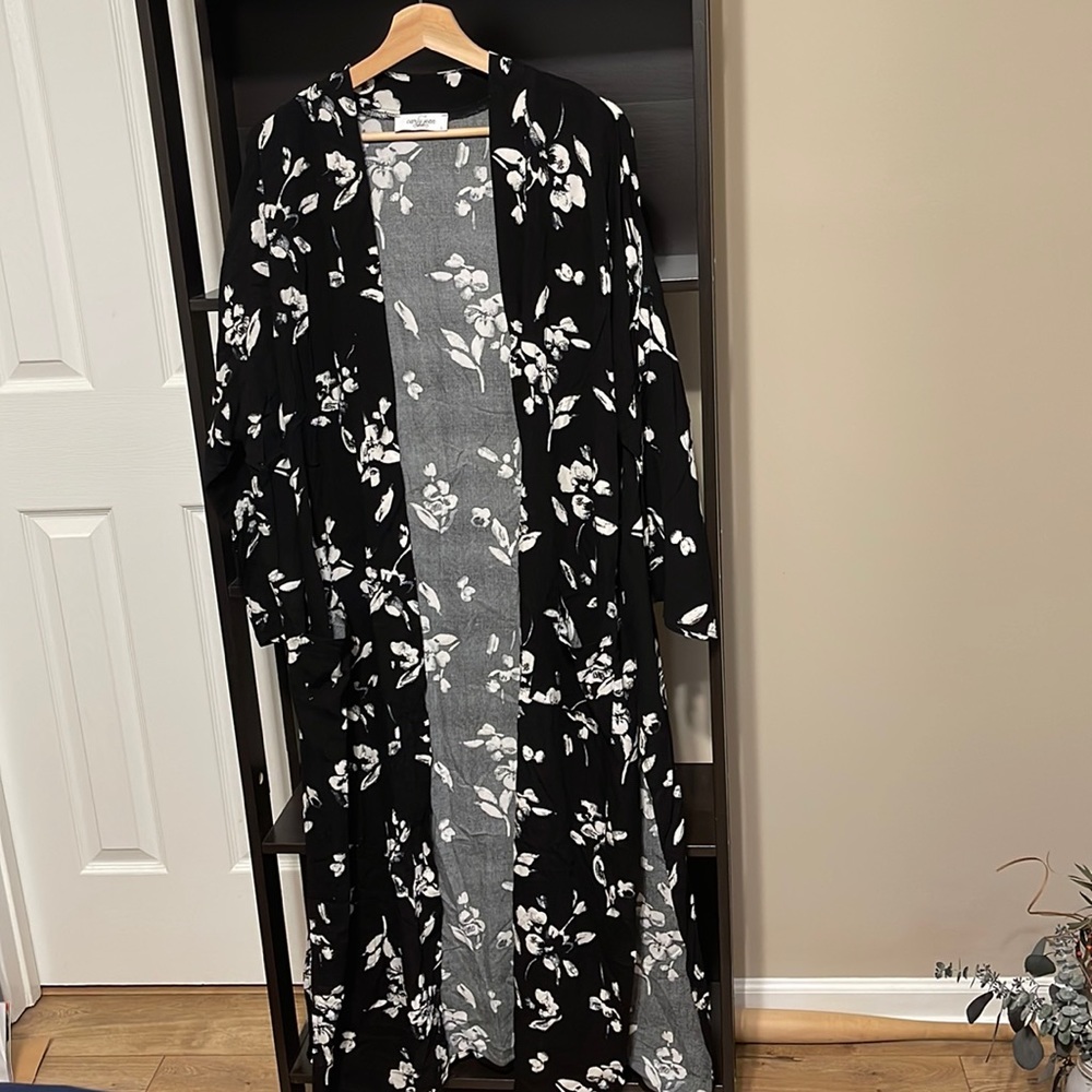 Floral Carly Jean Duster